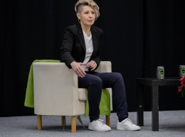 Interjú Solyóm Enikővel – neszeszer.blog.hu oldalán